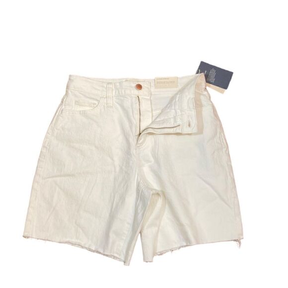 Universal Thread High-Rise Vintage Bermuda Jean Shorts, Off White, Size 2, NWT - Picture 6 of 13